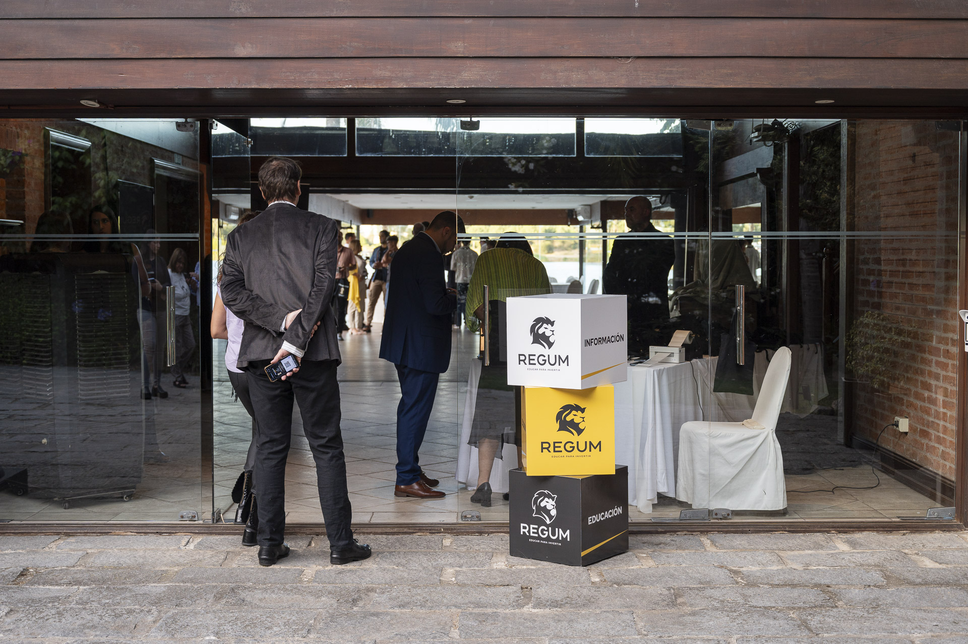 After Market 2025 Uruguay